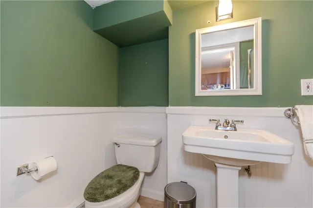 $574,900 | 17 Woodview Drive, Cranston, RI 02920