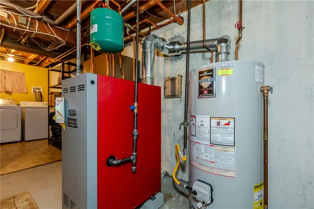 $574,900 | 17 Woodview Drive, Cranston, RI 02920