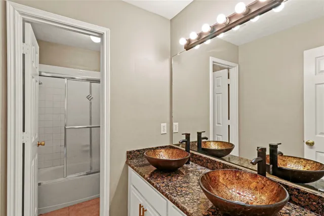 $450,000 | 10807 Oak Bayou Lane, Houston, TX 77064