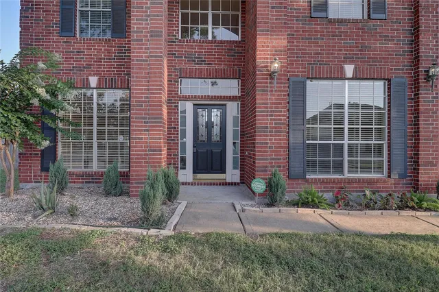$450,000 | 10807 Oak Bayou Lane, Houston, TX 77064