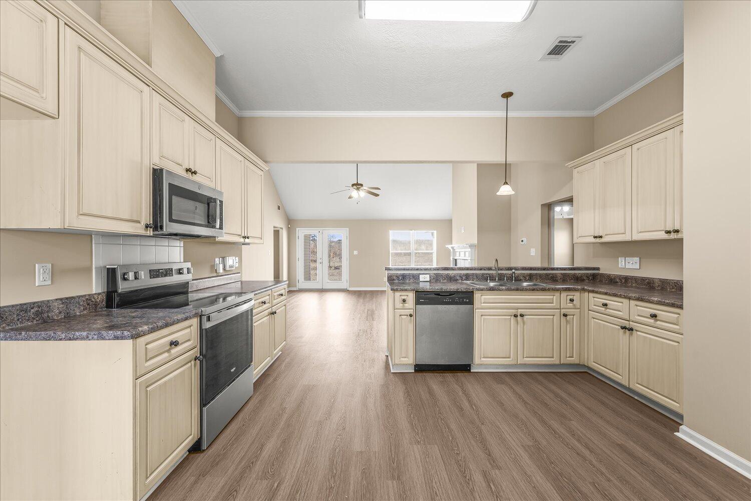 2672 Ardwick Drive Hephzibah, GA 30815 - Photo 7 of 18 Kitchen