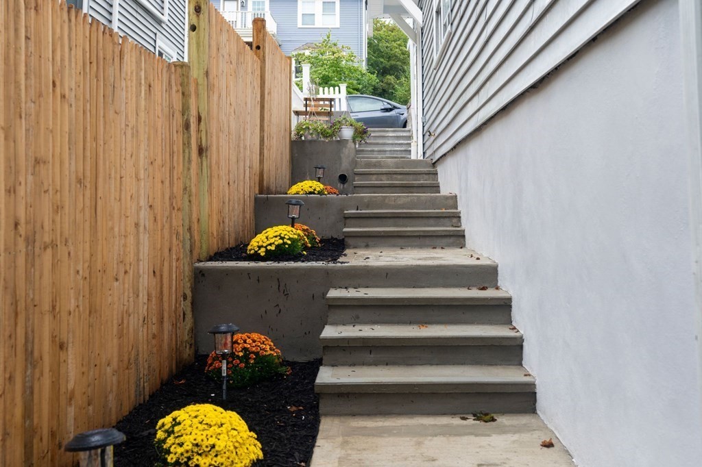 9-13 Sutherland Road, Unit 2 Arlington, MA 02476 - Photo 13 of 15 a view of entryway