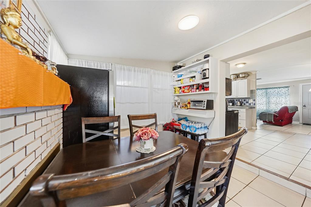 2930 Acline Road Punta Gorda, FL 33950 - Photo 10 of 29 a workspace with furniture and window