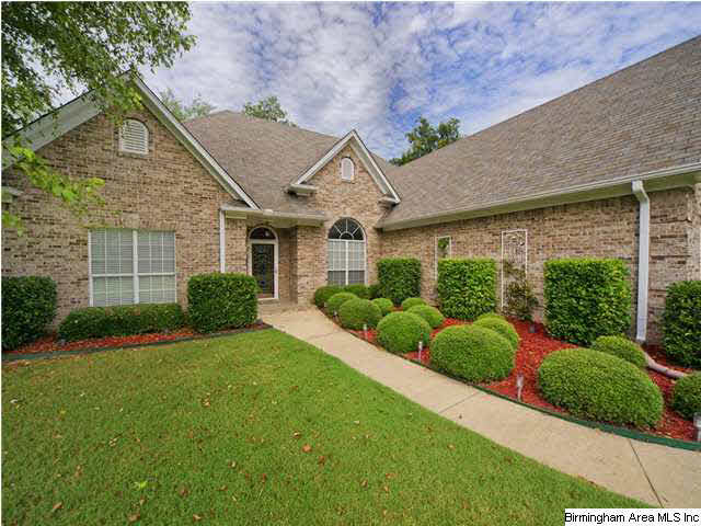 231 Grande View Parkway Alabaster, AL 35114 - Photo 2 of 32