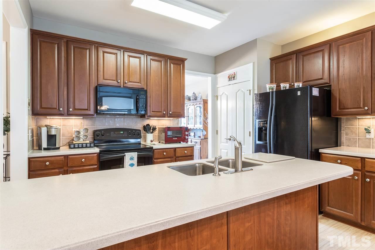 7718 Tori Trace Raleigh, NC 27613 - Photo 8 of 30