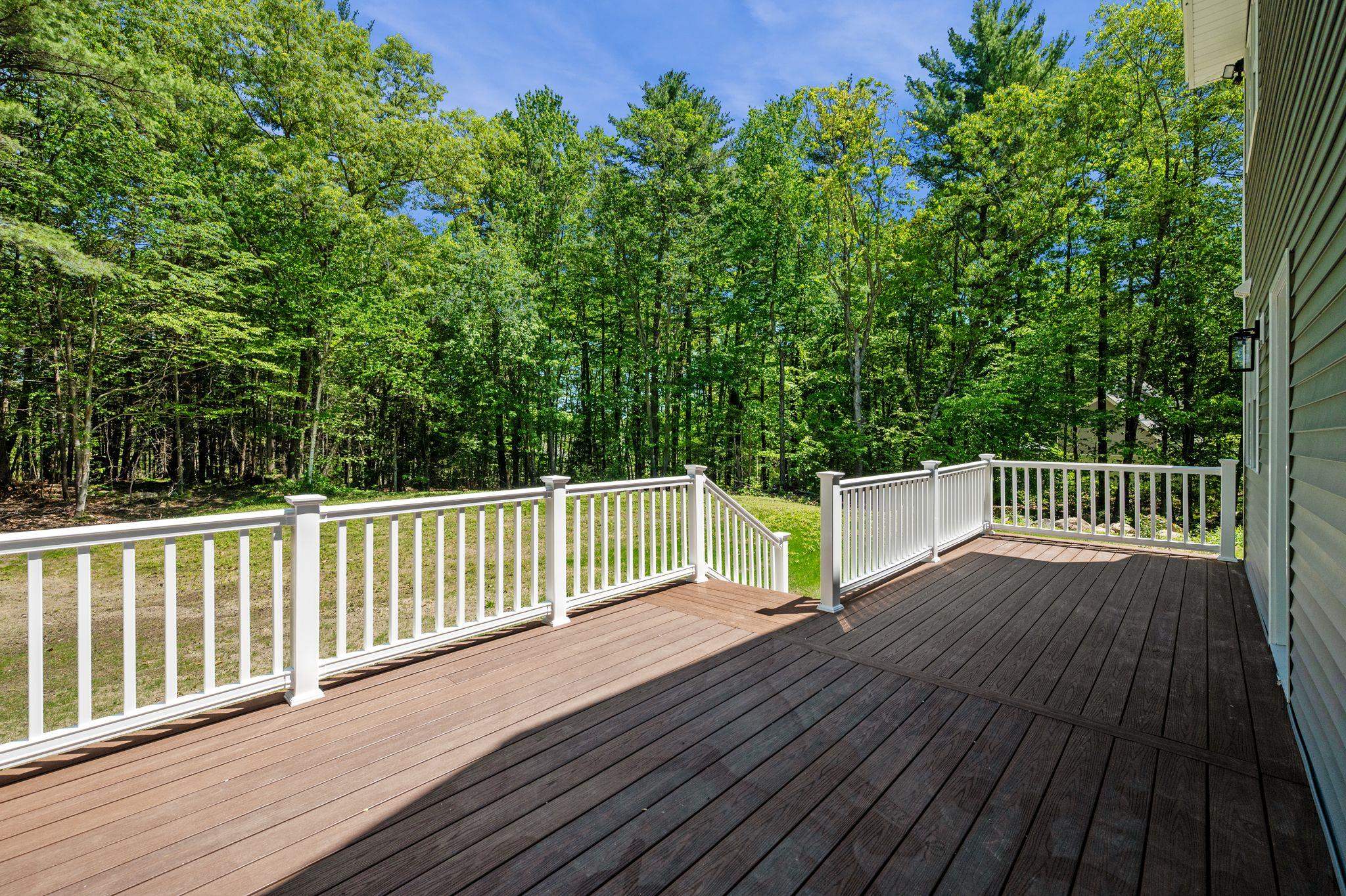 20 Hawkewood Road Sandown, NH 03873 - Photo 6 of 60