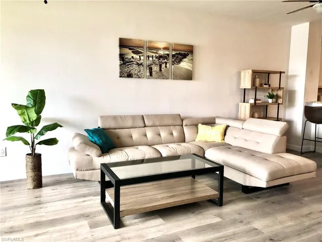 $2,800 | 15126 Palmer Lake Circle, Unit 104, Naples, FL 34109