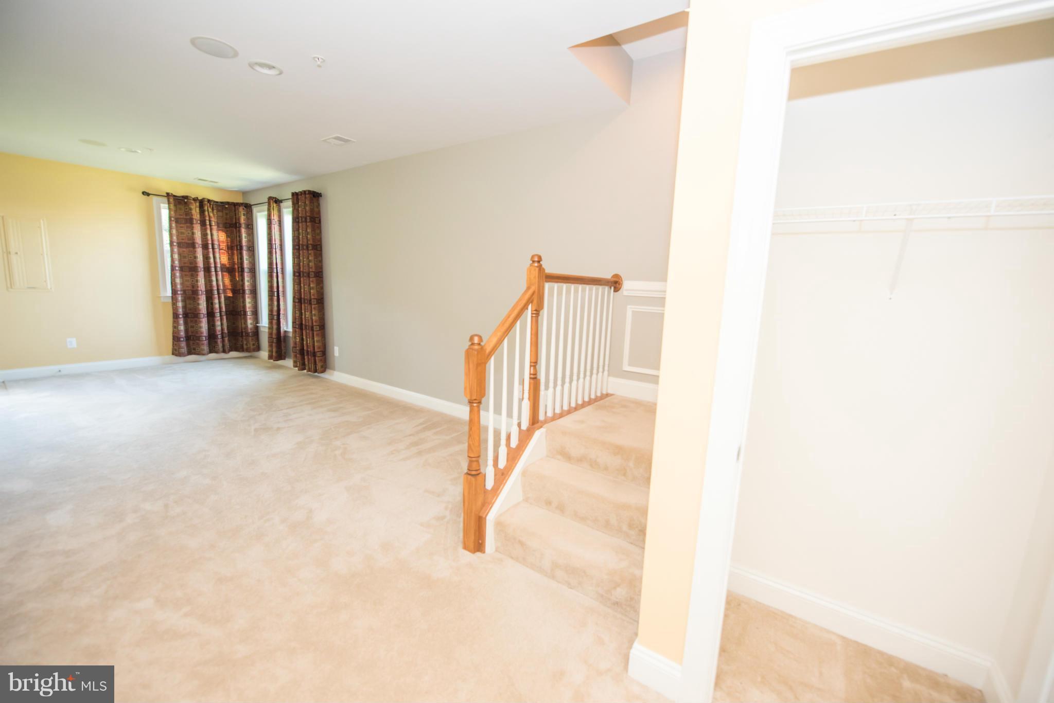 9601 Bothwell Lane Frederick, MD 21704 - Photo 12 of 30 Family Room