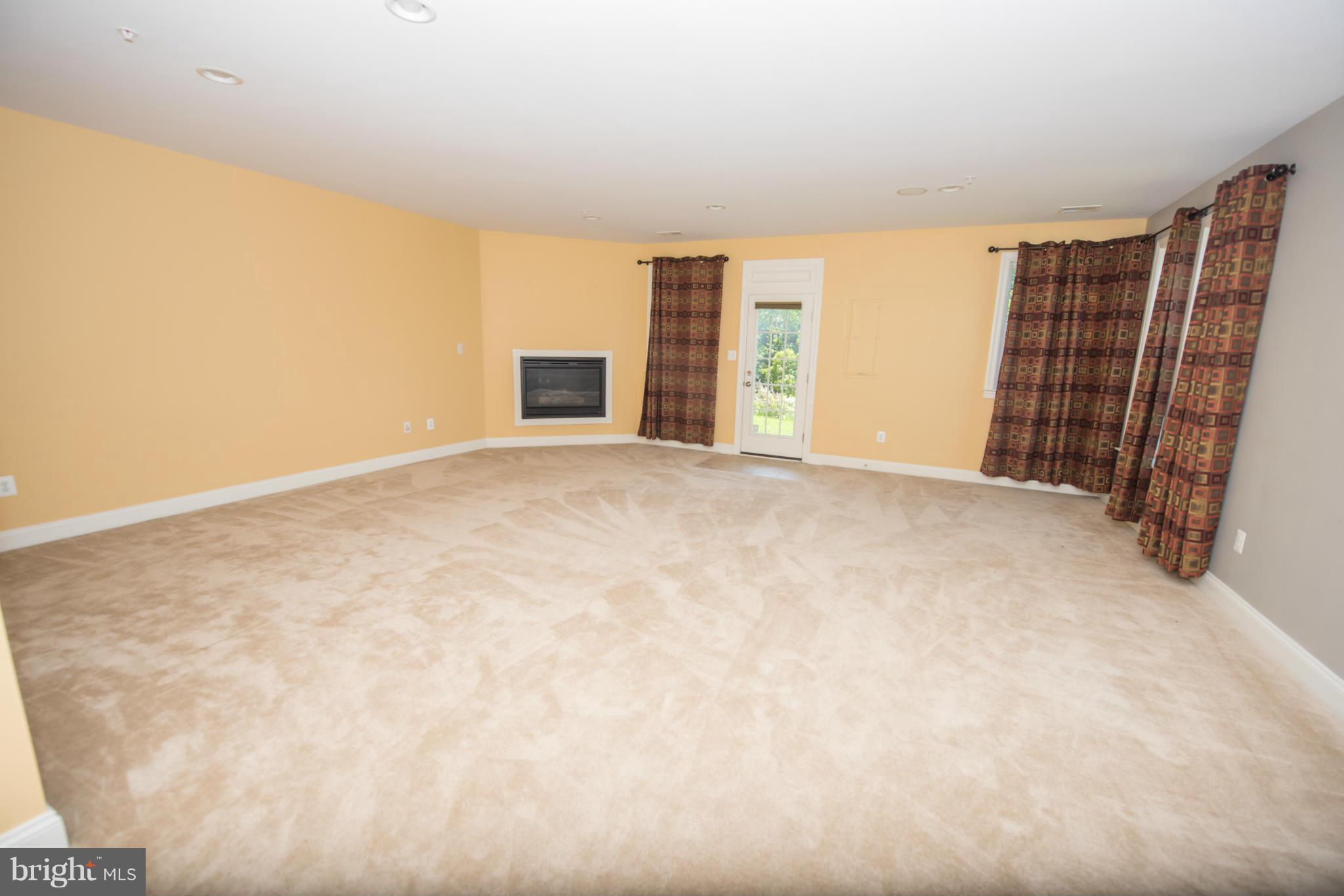 9601 Bothwell Lane Frederick, MD 21704 - Photo 9 of 30 Family Room