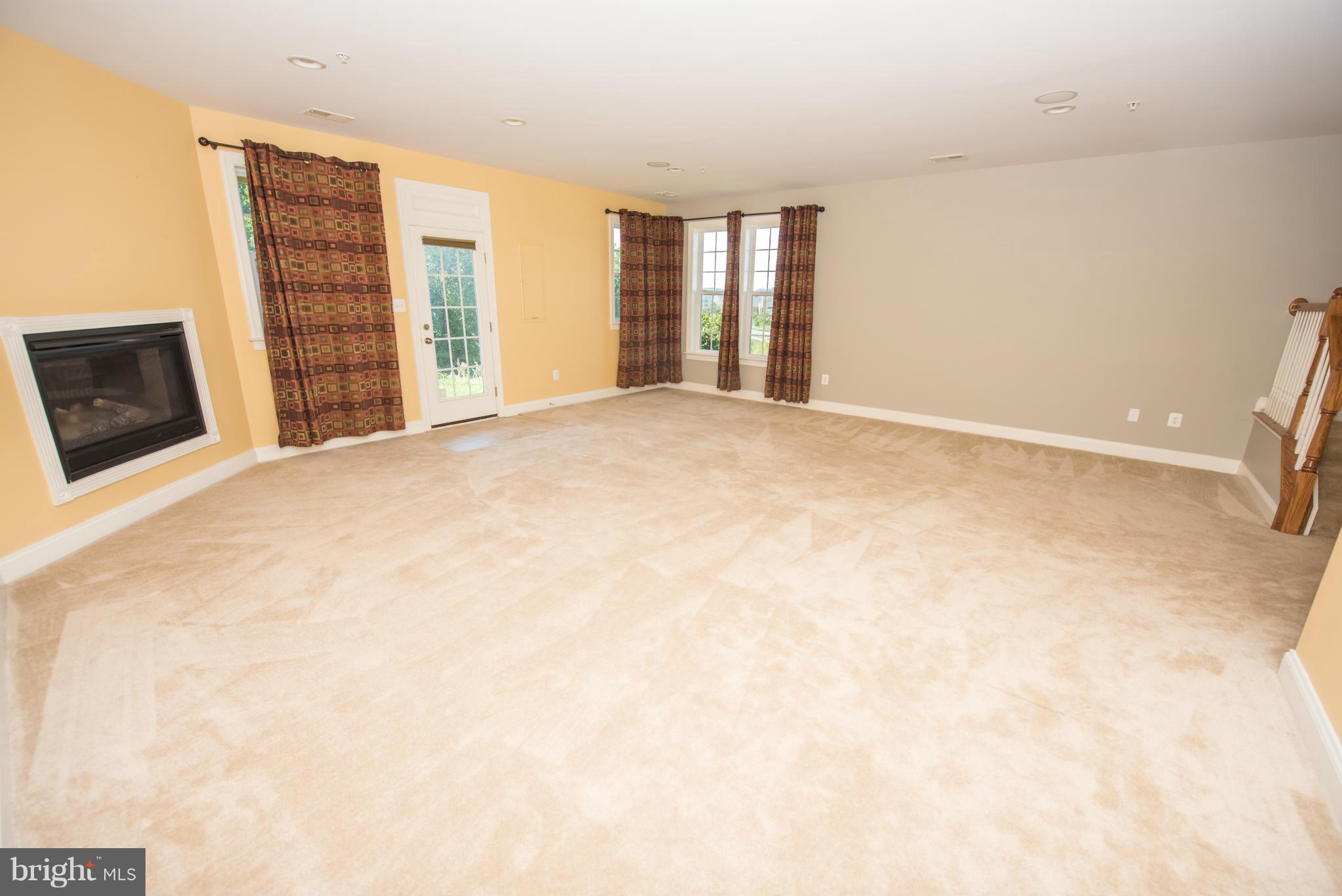 9601 Bothwell Lane Frederick, MD 21704 - Photo 10 of 30 Family Room