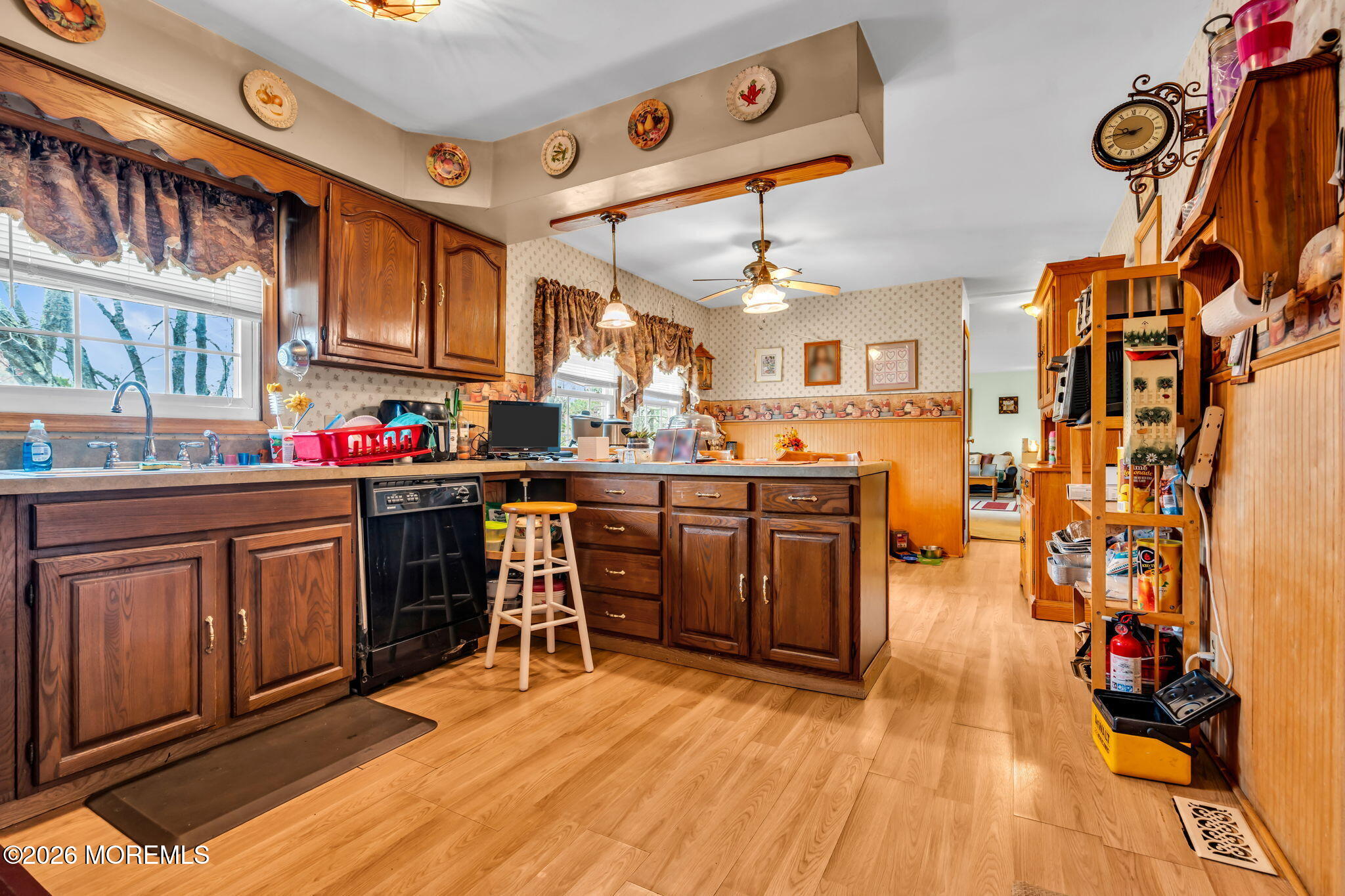 807 Monmouth Road Cream Ridge, NJ 08514 - Photo 11 of 43 11-web-or-mls-DSC01699