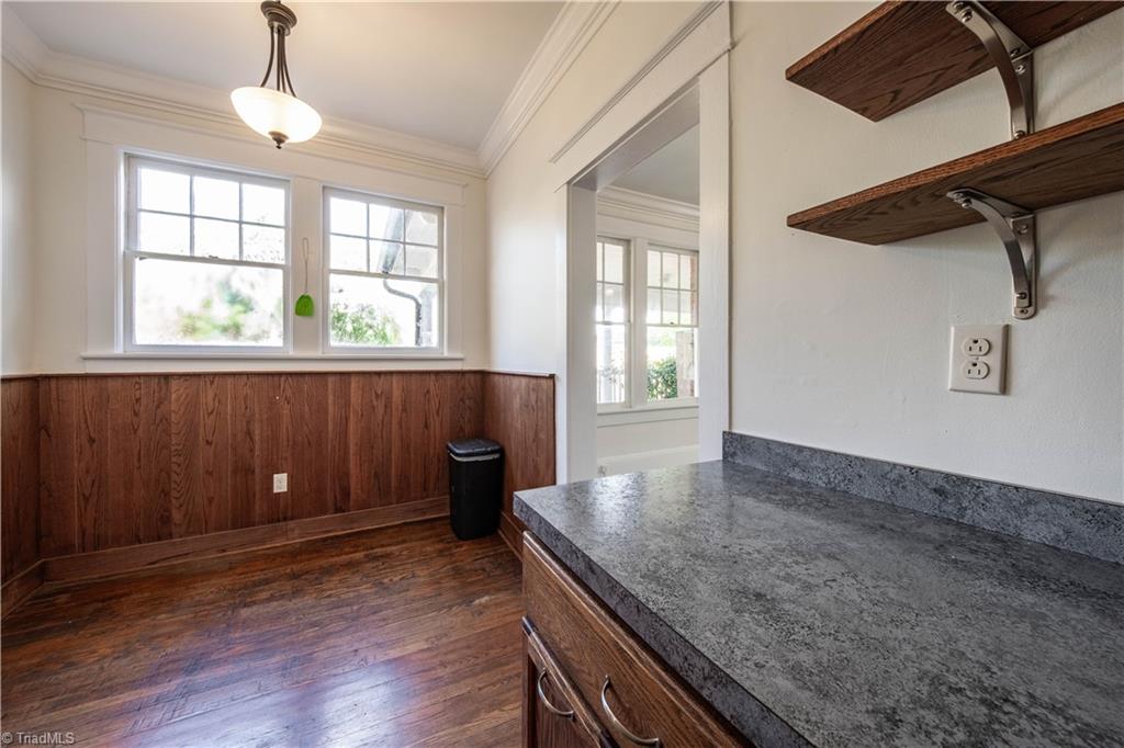 226 West Main Street Elkin, NC 28621 - Photo 9 of 24