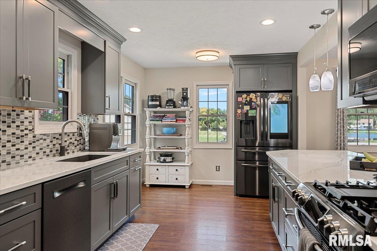 25 Rolling Meadows Lane Springfield, IL 62711 - Photo 15 of 51