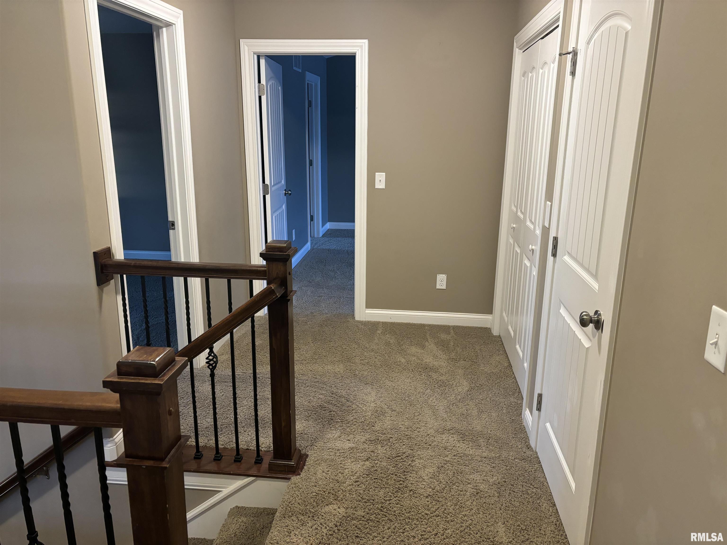 2116 West Geneva Road Peoria, IL 61615 - Photo 8 of 17