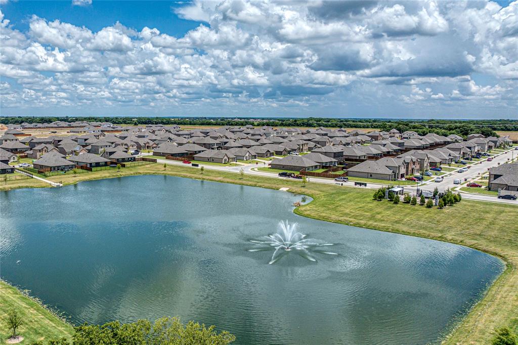 610 Ridgewood Drive Van Alstyne, TX 75495 - Photo 34 of 34 a view of an ocean view
