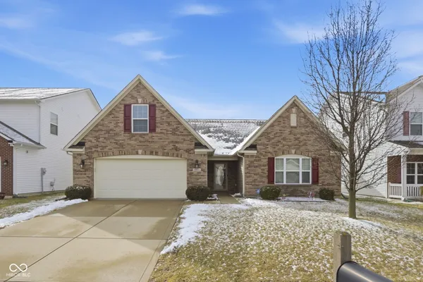 $349,000 | 5911 Edelle Drive, Indianapolis, IN 46237