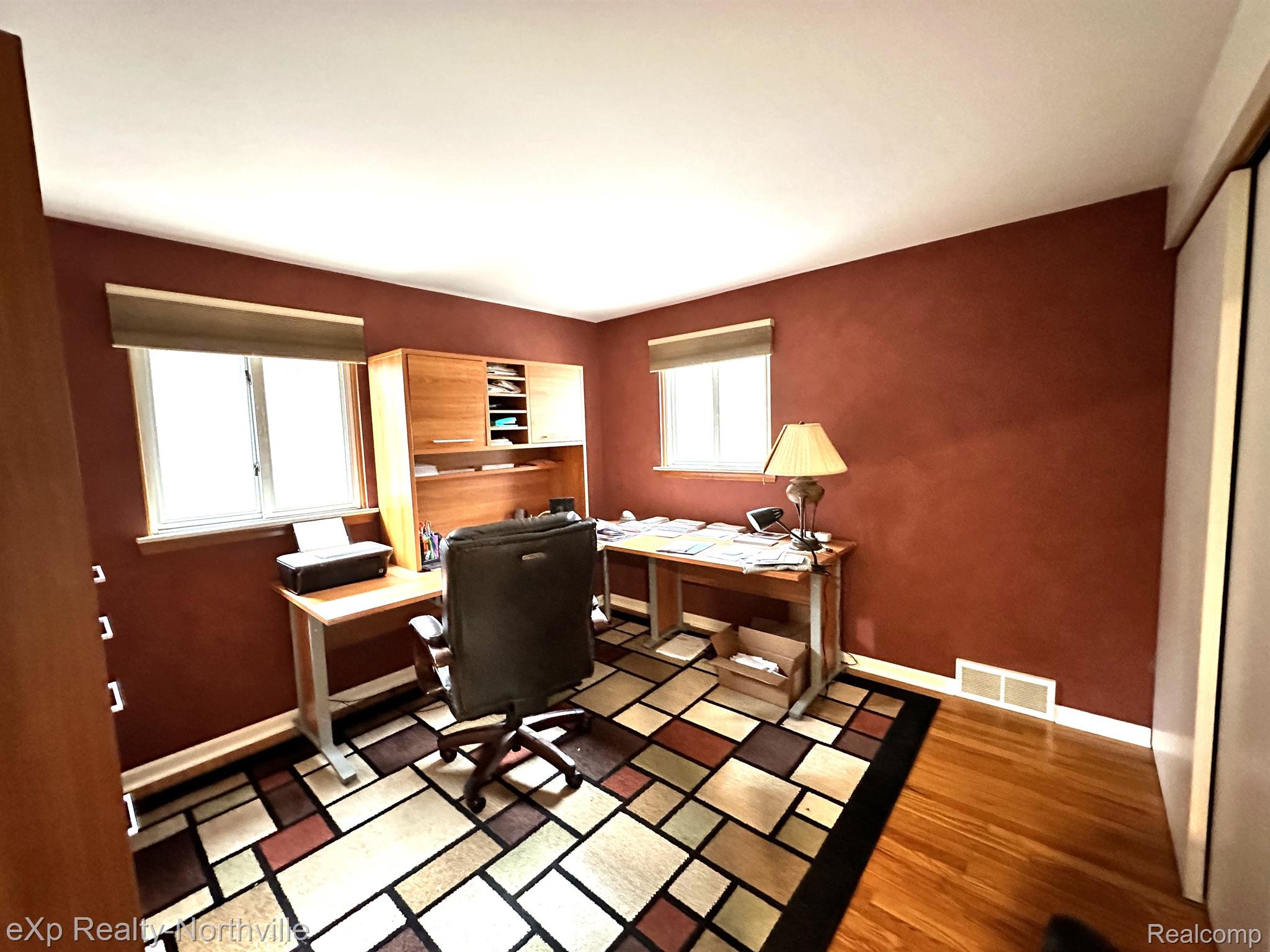 16017 Riverside Drive Livonia, MI 48154 - Photo 28 of 34 Gallery Image 28