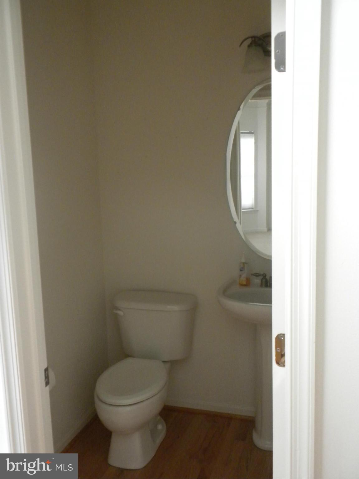 898 Crystal Road Edgewater, MD 21037 - Photo 21 of 29 Bath