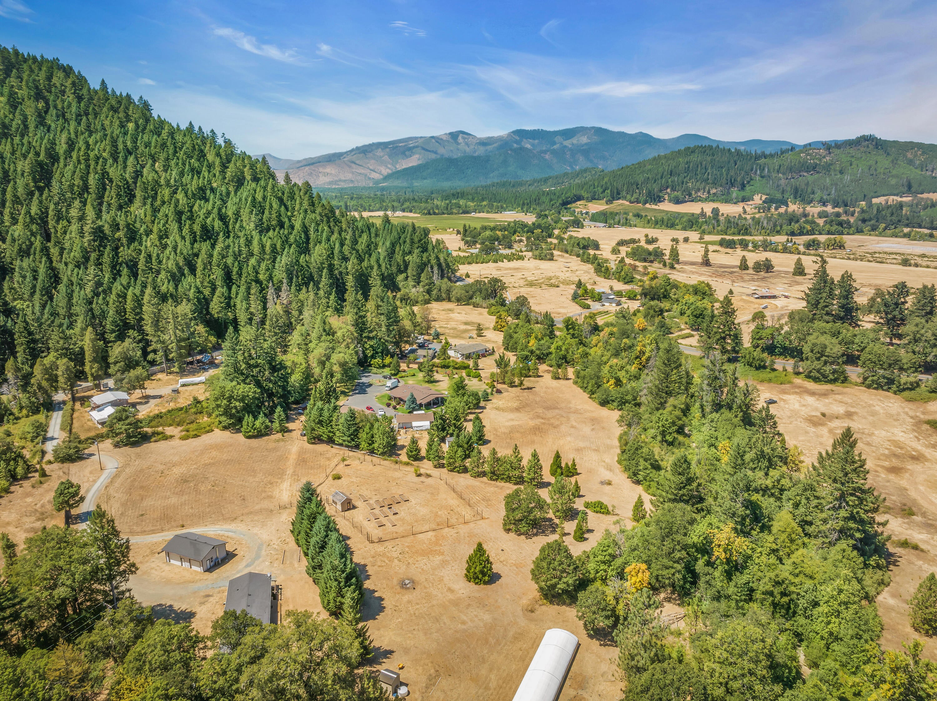 304 Thompson Creek Road Selma, OR 97538 - Photo 45 of 53 304 Thompson Creek Rd, Selma, OR 97538-0