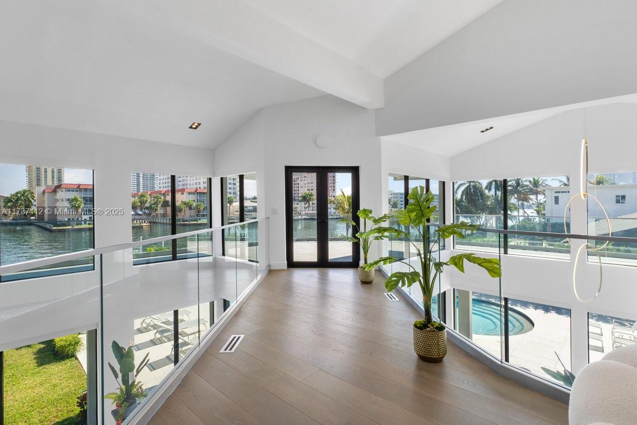 607 Palm Drive Hallandale Beach, FL 33009 - Photo 42 of 79