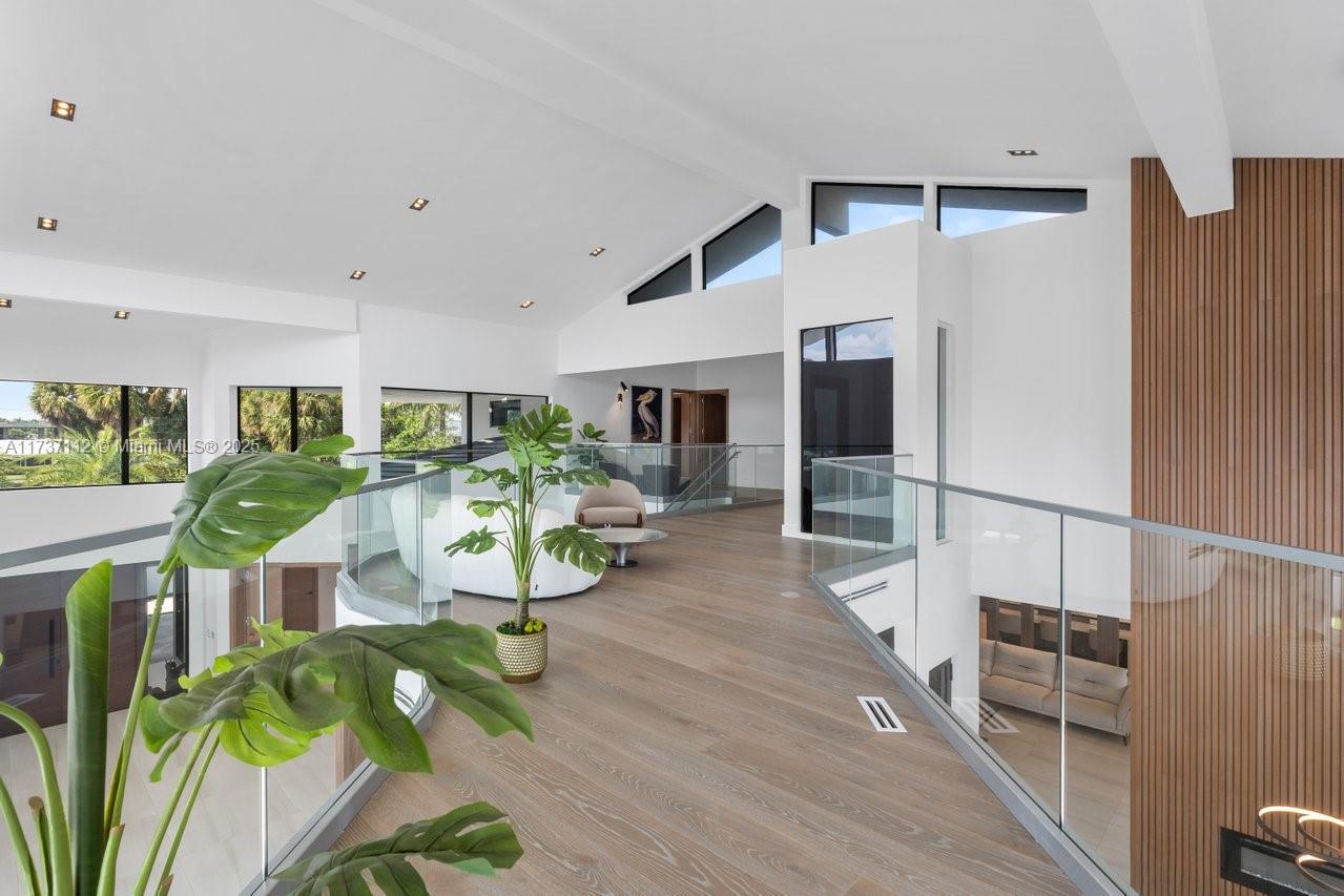 607 Palm Drive Hallandale Beach, FL 33009 - Photo 44 of 79