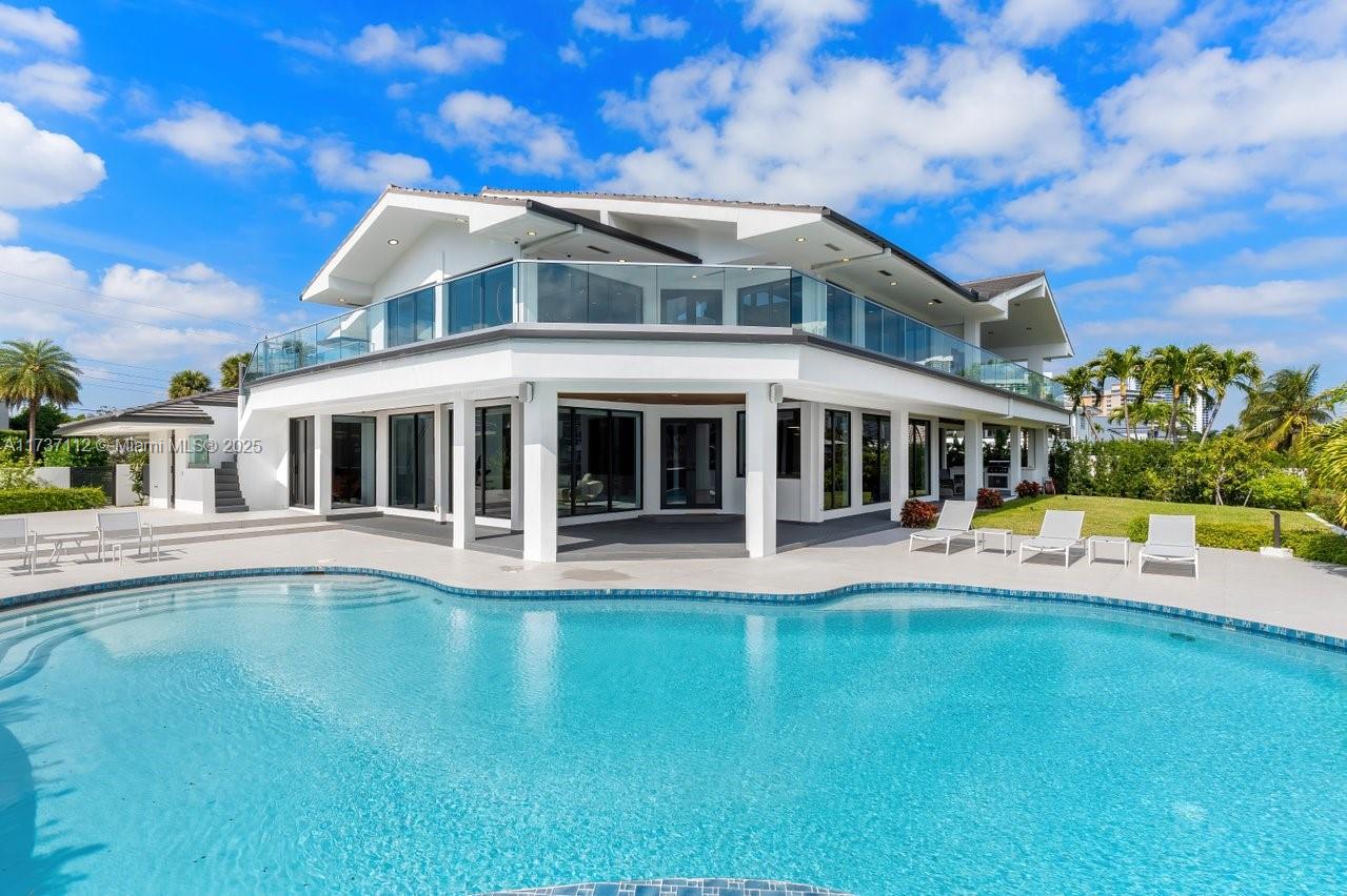 607 Palm Drive Hallandale Beach, FL 33009 - Photo 63 of 79