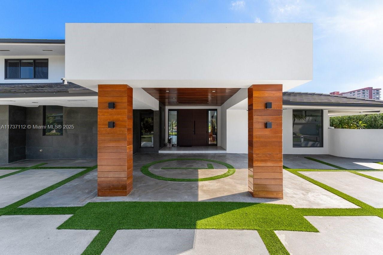 607 Palm Drive Hallandale Beach, FL 33009 - Photo 10 of 79