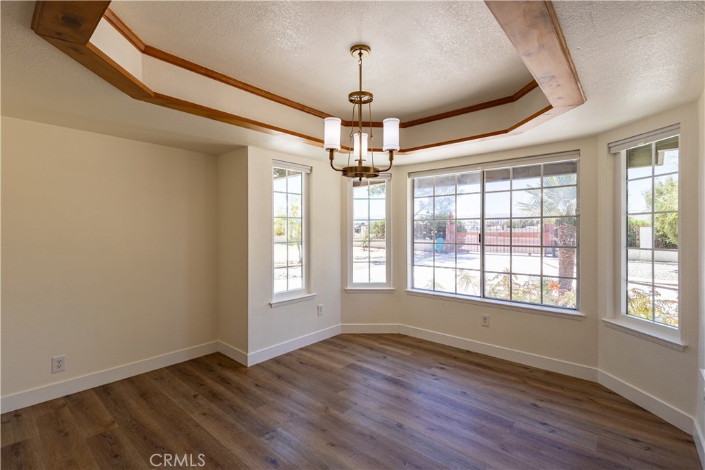 20086 Yucca Loma Road Apple Valley, CA 92307 - Photo 9 of 41