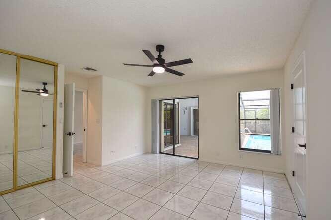 11405 Whisper Lake Way Boca Raton, FL 33428 - Photo 13 of 27 11405 Whisper Lake Way Boca-small-043-03