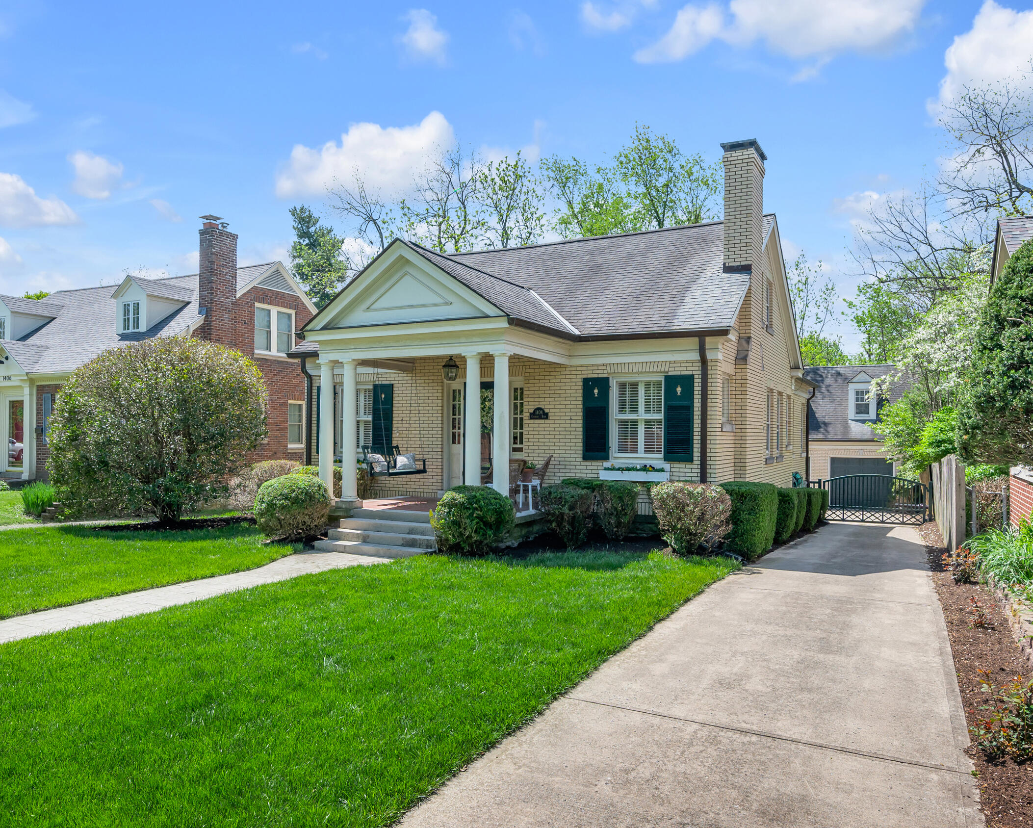 1404 Cochran Road Lexington, KY 40502 - Photo 3 of 74 TDB_8243