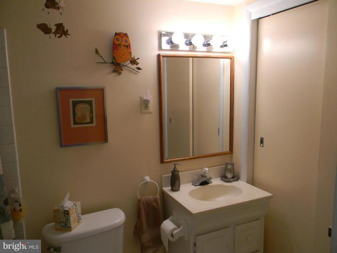 11623 Vantage Hill Road, Unit 2C Reston, VA 20190 - Photo 12 of 14 Bath #1