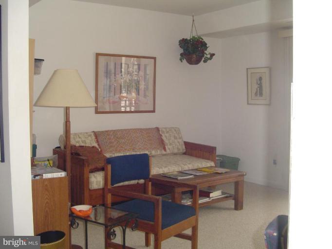 11623 Vantage Hill Road, Unit 2C Reston, VA 20190 - Photo 3 of 14 Living Room
