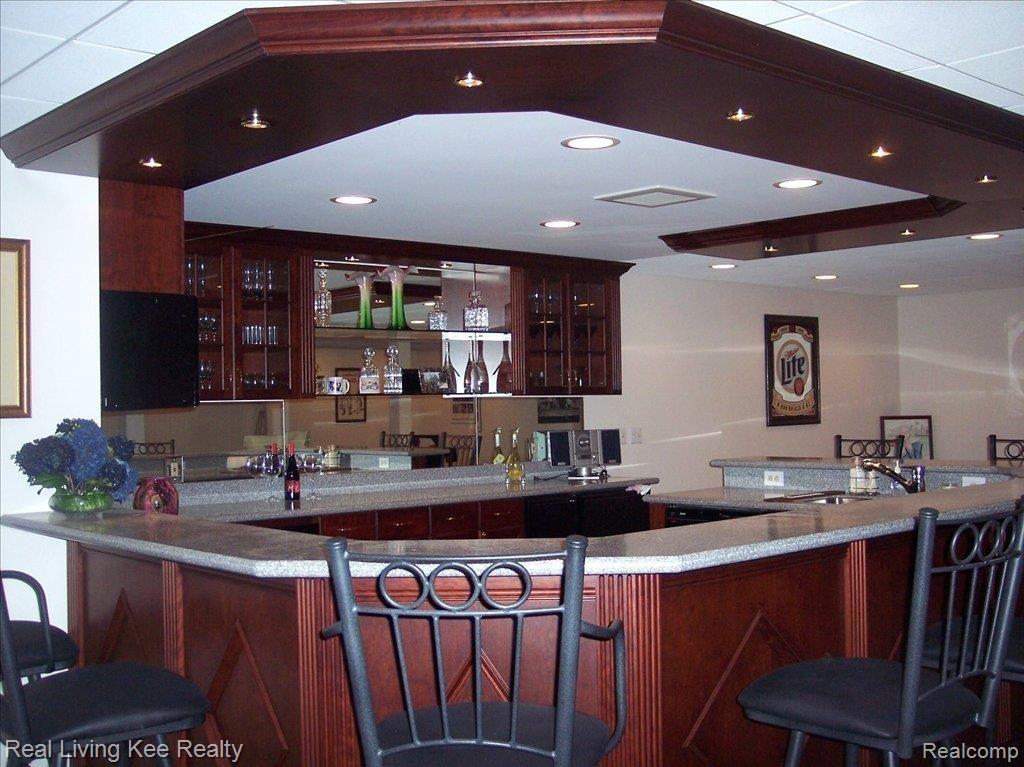 4016 Oak Tree Circle Rochester, MI 48306 - Photo 18 of 25 Lower Level Kitchen2