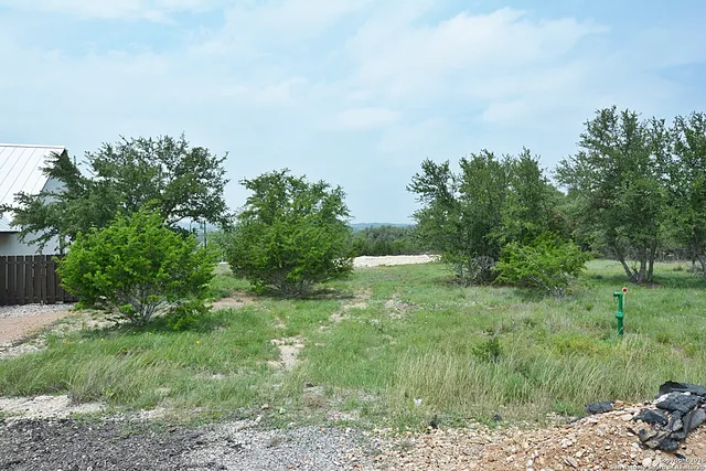$87,900 | 105 North Jerry Gray, Blanco, TX 78606