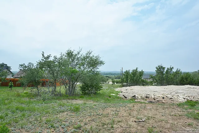 $87,900 | 105 North Jerry Gray, Blanco, TX 78606