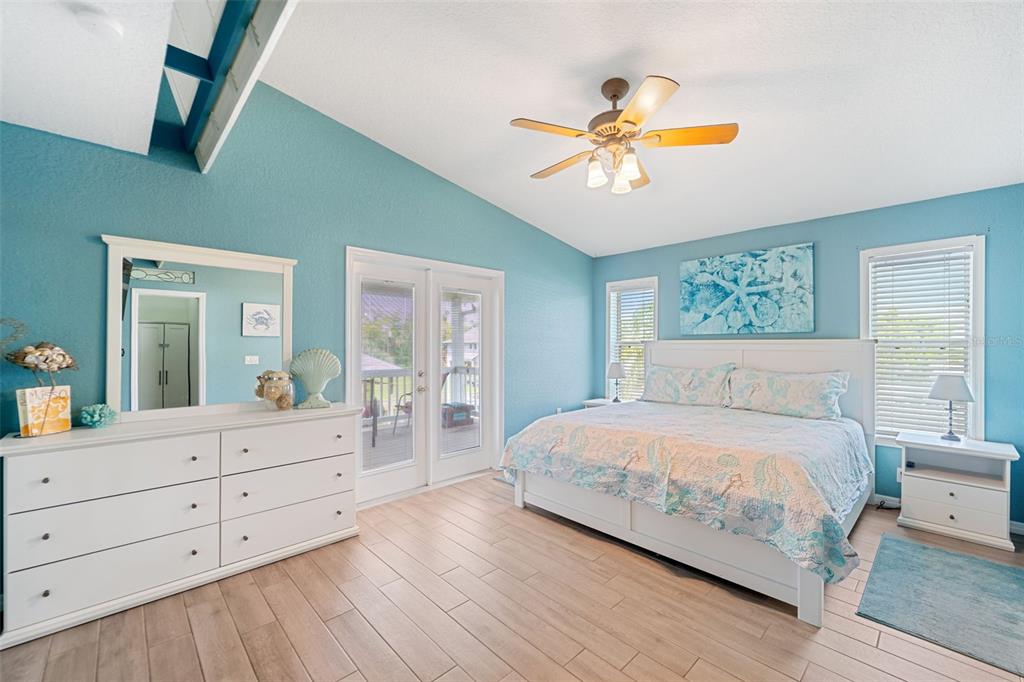 2730 North Comanche Point Crystal River, FL 34429 - Photo 17 of 47