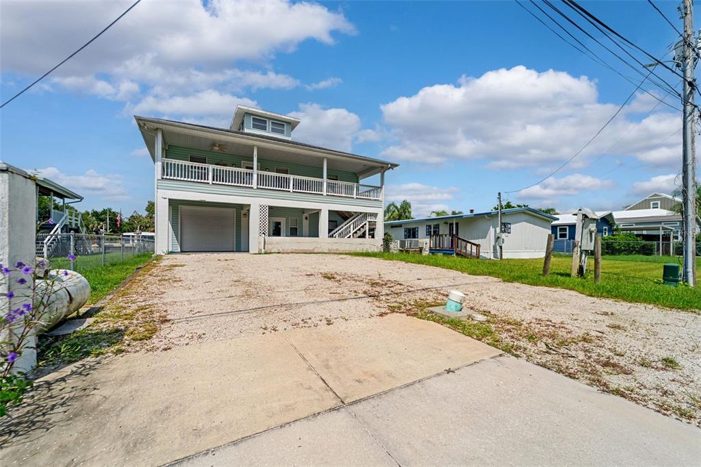 2730 North Comanche Point Crystal River, FL 34429 - Photo 4 of 47
