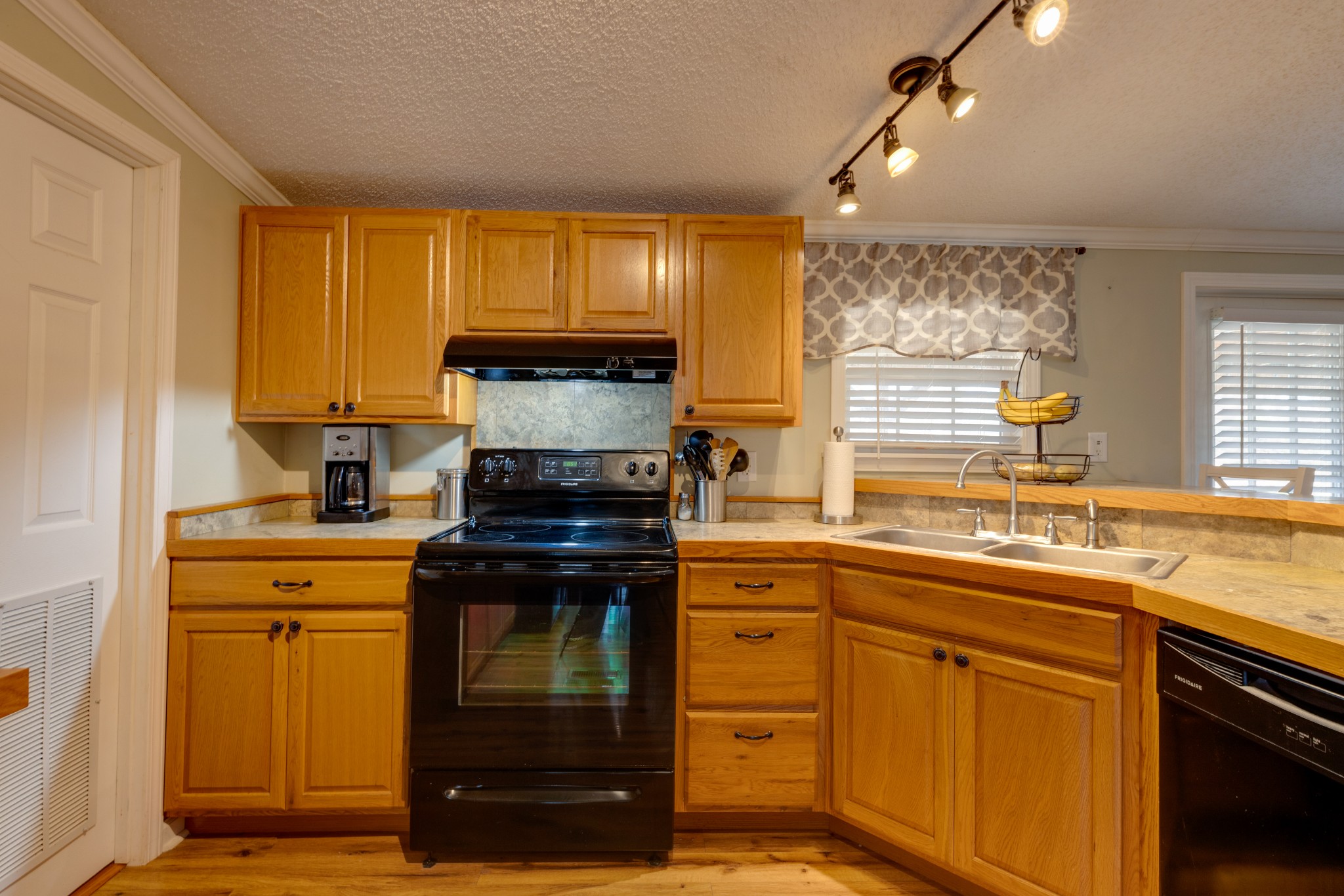 1134 Blaylock Road Dickson, TN 37055 - Photo 15 of 37 Gallery Image 15