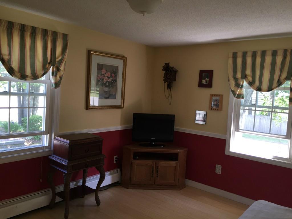 217 Pinecrest Road Portland, ME 04102 - Photo 19 of 28 Photo