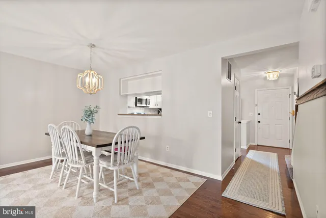 $675,000 | 6020 Kestner Circle, Alexandria, VA 22315