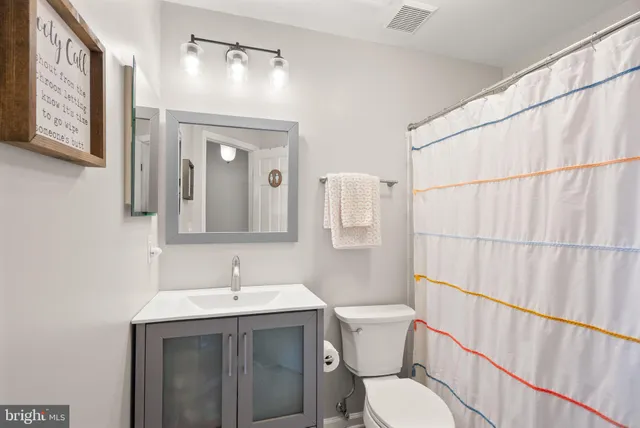 $675,000 | 6020 Kestner Circle, Alexandria, VA 22315