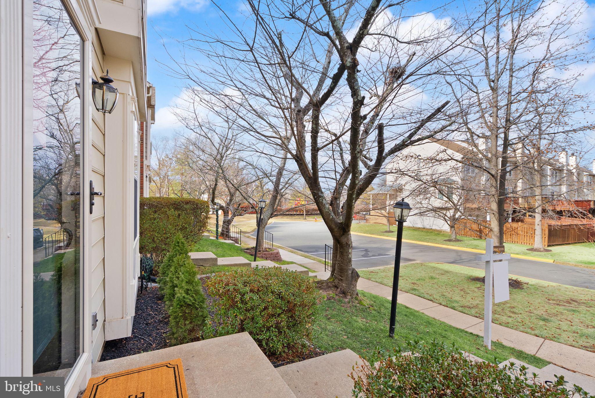 6020 Kestner Circle Alexandria, VA 22315 - Photo 3 of 59