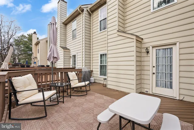 $675,000 | 6020 Kestner Circle, Alexandria, VA 22315