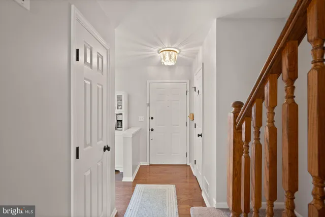 $675,000 | 6020 Kestner Circle, Alexandria, VA 22315