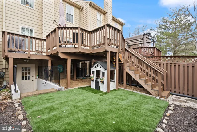 $675,000 | 6020 Kestner Circle, Alexandria, VA 22315