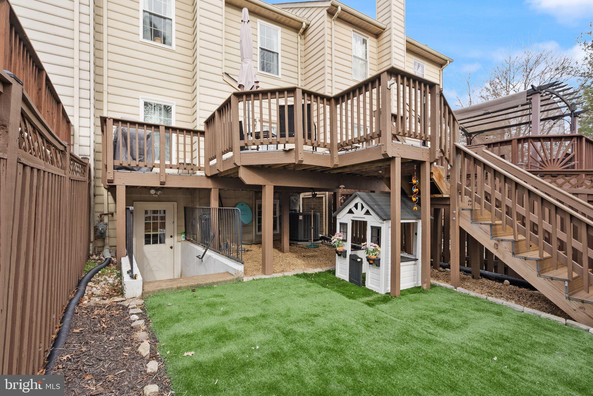 6020 Kestner Circle Alexandria, VA 22315 - Photo 45 of 59 a view of a house with a yard and furniture