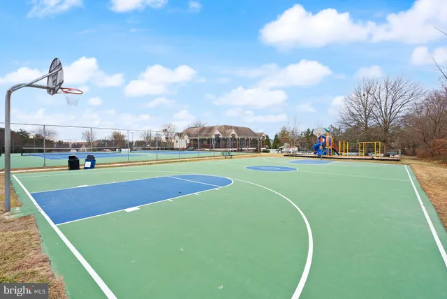 $675,000 | 6020 Kestner Circle, Alexandria, VA 22315