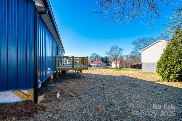 $268,900 | 300 South Avenue Southwest, Valdese, NC 28690