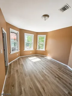 $700,000 | 217 North 15th Street, East Orange, NJ 07017