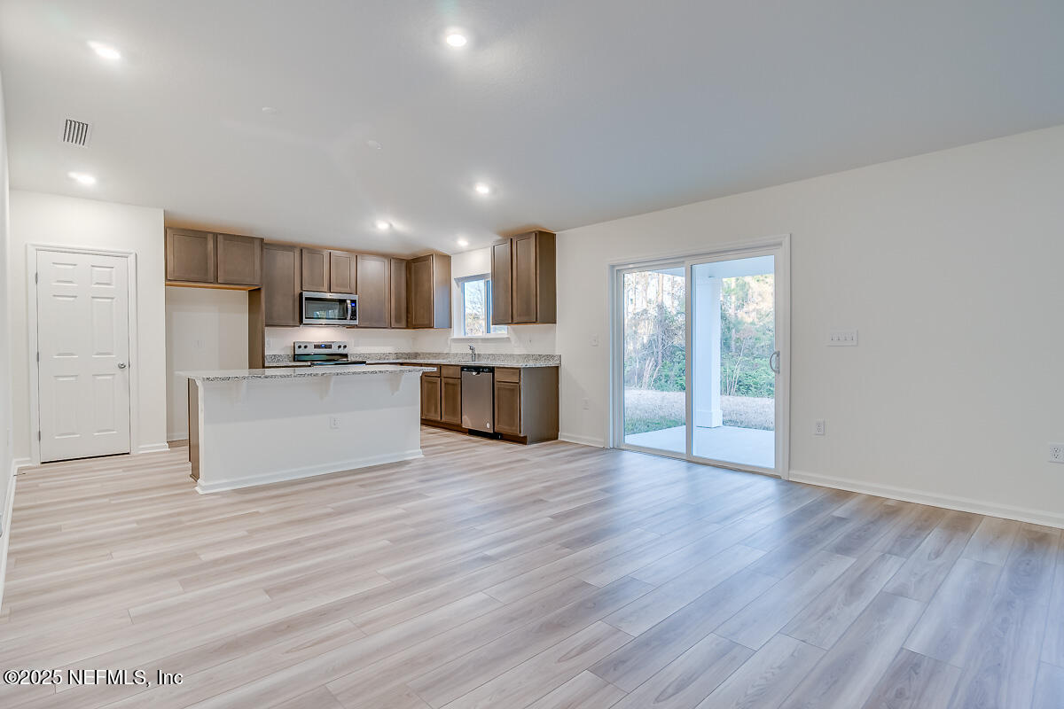 7839 Rippa Vly Way Jacksonville, FL 32222 - Photo 2 of 27 2